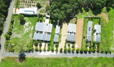 Cần sang nhượng căn nhà thô, ven biển Lộc An, trong cụm nhà vườn hiện hữu giá ngộp